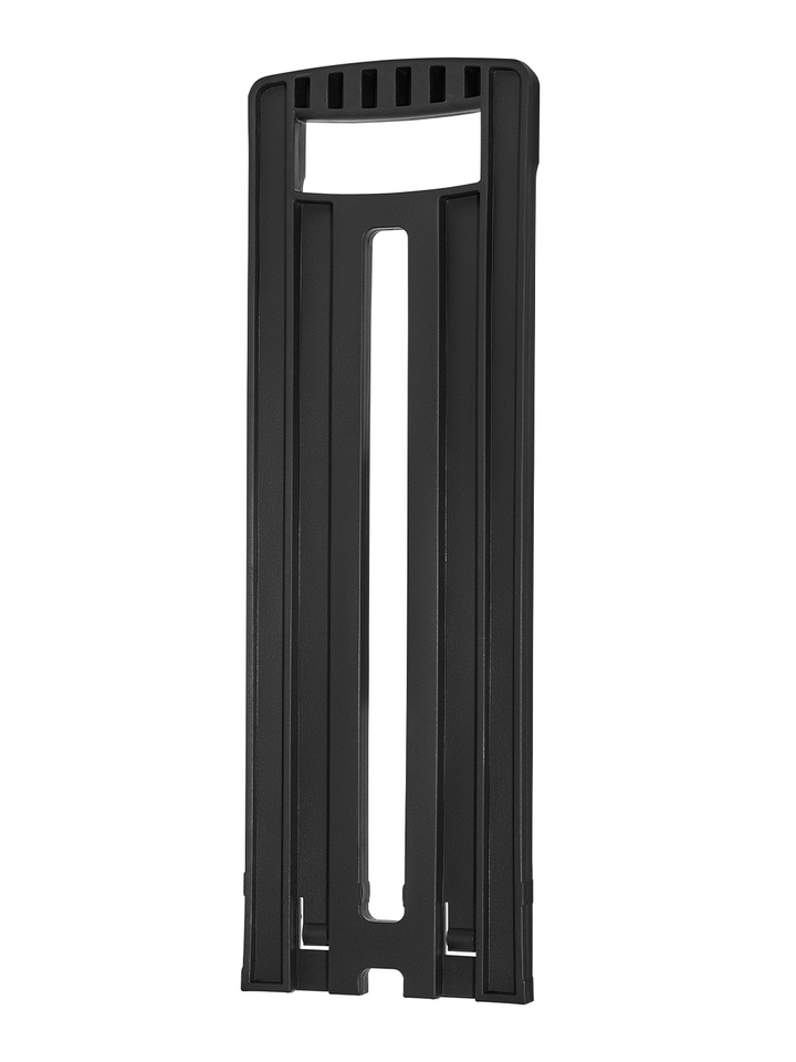Schwarzer, länglicher Ziehgriff mit schmalen vertikalen Streben und einer rechteckigen Öffnung im oberen Bereich.